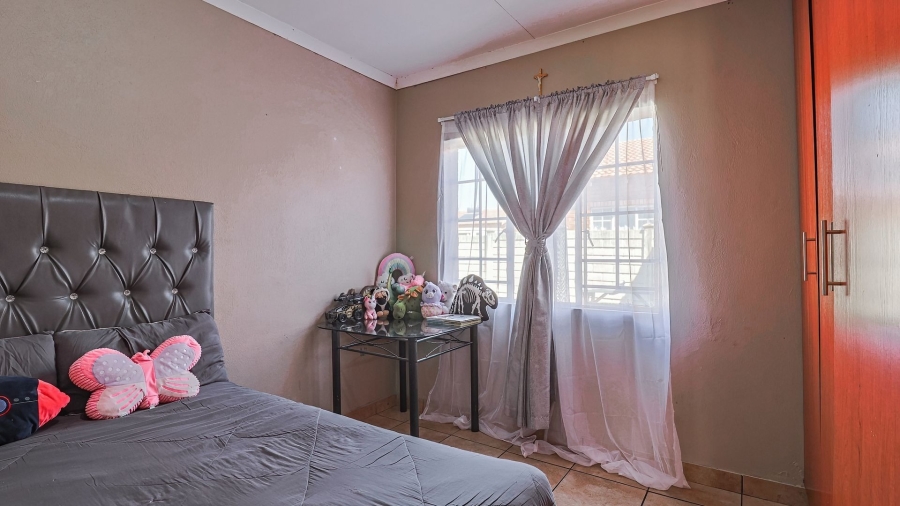 3 Bedroom Property for Sale in Waterkloof East North West